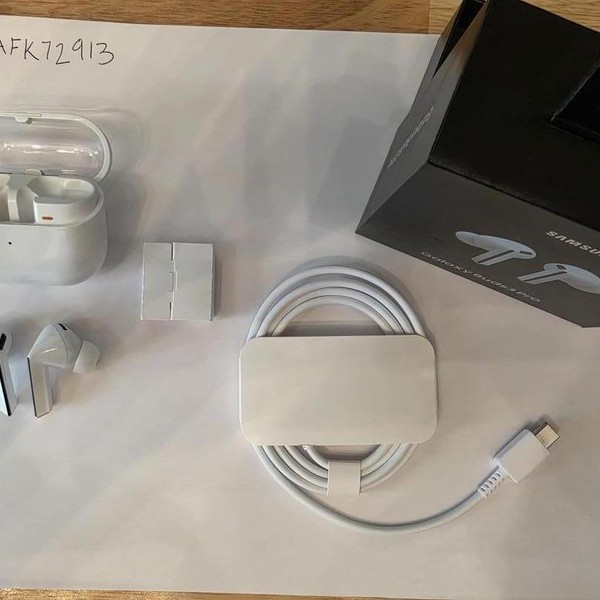 Samsung Galaxy Buds3 Pro - White
