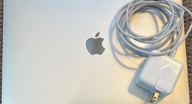 Good
													MacBook Air 2020 - 13" - Apple M1, Silver, 256 GB, 8 GB, photo 2 of 6