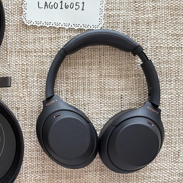Sony WH-1000XM4 - Black