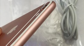Mint
													Apple iPhone 6S - Unlocked, Rose Gold, 32 GB, A1688, photo 5 of 6