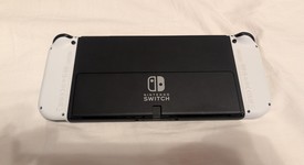 Mint
													Nintendo Switch - OLED - White, 64 GB, photo 3 of 6