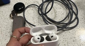Used
													Apple AirPods Pro 2 - USB-C, photo 1 of 4