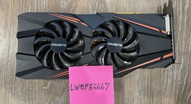Used
													Gigabyte GeForce GTX 1070 - GV-N1070WF2OC-8GD, Windforce OC, photo 2 of 7