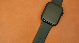 Mint
													Apple Watch Series 8 45mm - AT&T, Midnight, A2774 - Cellular, Aluminum, photo 1 of 8