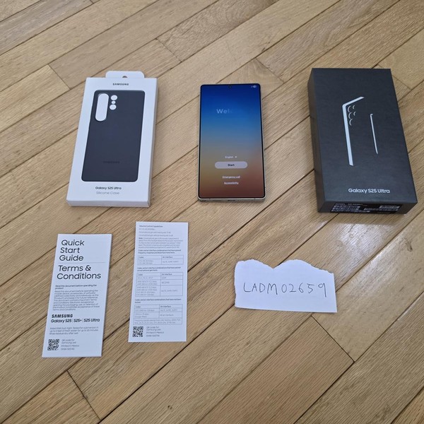 Samsung Galaxy S25 Ultra - Unlocked, 512 GB, Black, 12 GB, SM-S938U1