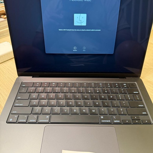 MacBook Pro 2024 - 14 inch - 512 GB, Space Black, 16 GB, Apple M4