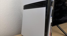 Mint
													PlayStation 5 Pro (2024) - White, 2 TB, photo 5 of 11