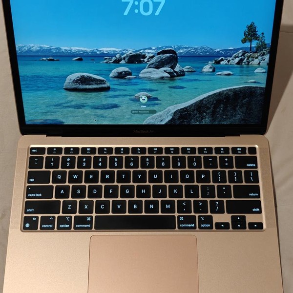 MacBook Air 2020 - 13 inch - 256 GB, Gold, 8 GB, Apple M1