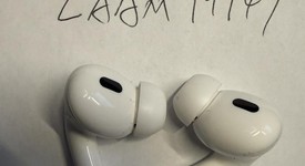 Used
													Apple AirPods Pro 2 - USB-C, photo 4 of 5