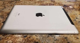 Fair
													Apple iPad 4 - Verizon, White, 16 GB, A1460, photo 5 of 10