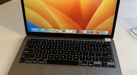 Good
													MacBook Air 2020 - 13" - I3, Gray, 256 GB, 8 GB, photo 5 of 12