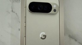 New
													Google Pixel 10 Pro XL - Unlocked, Porcelain, 256 GB, GUL82, photo 3 of 6