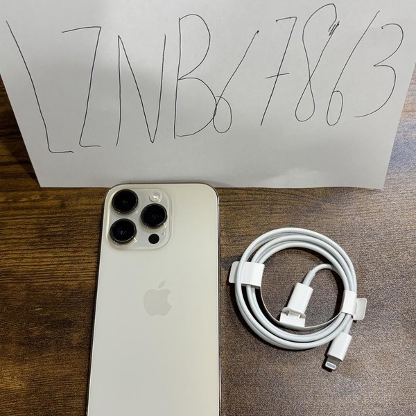 Apple iPhone 14 Pro - Unlocked, 256 GB, Gold, A2650