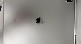 Good
													Apple iPad Pro 12.9" 4th Gen 2020 - Unlocked, Silver, 128 GB, A2069, photo 4 of 9