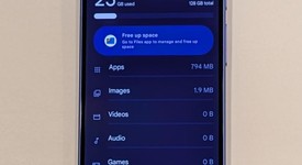 Mint
													Google Pixel 10 - Unlocked, Indigo, 128 GB, GLBW0, photo 2 of 10