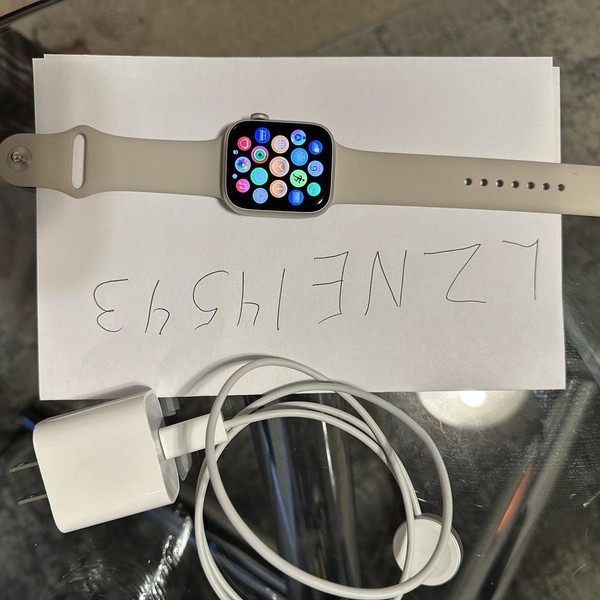 Apple Watch Series 8 45mm - Unlocked, Silver, A2774 - Cellular, Aluminum