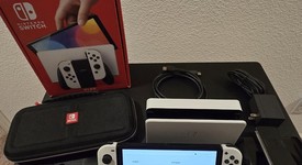 Mint
													Nintendo Switch - OLED - White, 64 GB, photo 3 of 7