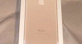Mint
													Apple iPhone 7 - Verizon, Gold, 32 GB, A1660, photo 1 of 10