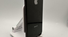 Good
													Apple iPhone SE 2nd Gen 2020 - Unlocked, Black, 64 GB, A2275, photo 3 of 5