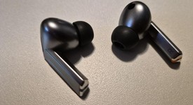 Used
													Samsung Galaxy Buds3 Pro - Silver, photo 2 of 4