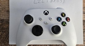 Good
													Xbox Wireless Controller (2020) - White, photo 1 of 5