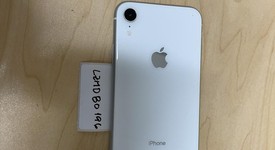 Fair
													Apple iPhone Xr - Unlocked Non-US, White, 128 GB, A2105 GSM Only, photo 2 of 5