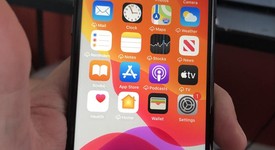 Good
													Apple iPhone 8 - Unlocked, Gray, 64 GB, A1863, photo 2 of 7