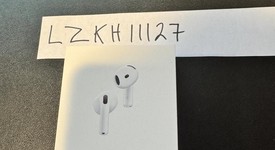 New
													Apple AirPods 4th Gen - Active Noise Cancellation, photo 4 of 4