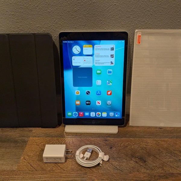 Apple iPad (9th Gen) - Wi-Fi, 64 GB, Silver, A2602