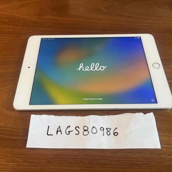 Apple iPad Mini (5th Gen) - Wi-Fi, 64 GB, Silver
