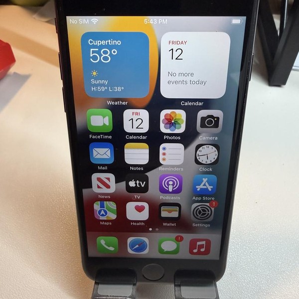 Apple iPhone 7 - Unlocked, Black, 32 GB, A1660