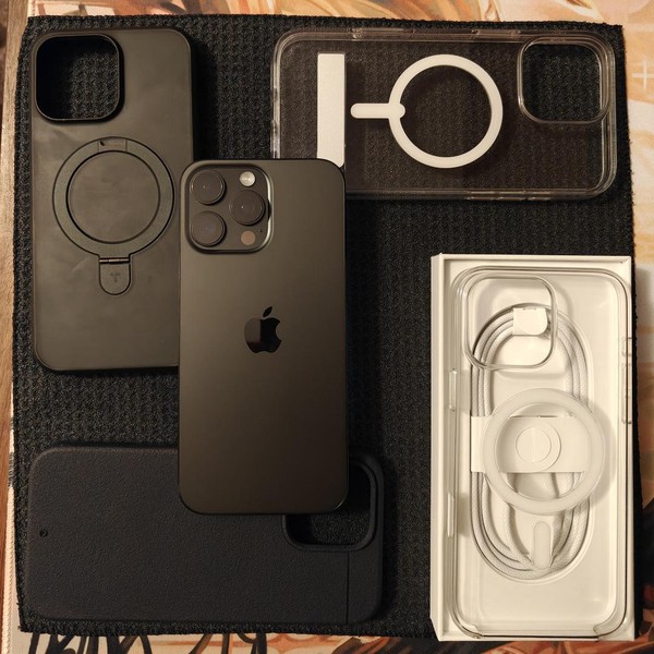 Apple iPhone 16 Pro Max - Unlocked, 512 GB, Black, A3084