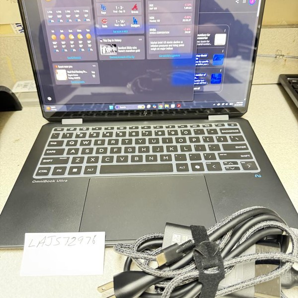 HP OmniBook Ultra Flip 14 inch - 2 TB, Eclipse Gray, 32 GB, Intel Core Ultra 9
