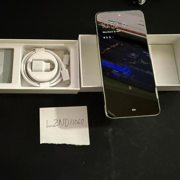 Google Pixel 8 Pro - Unlocked, 128 GB, Porcelain, 12 GB, G1MNW, mmWave 5G