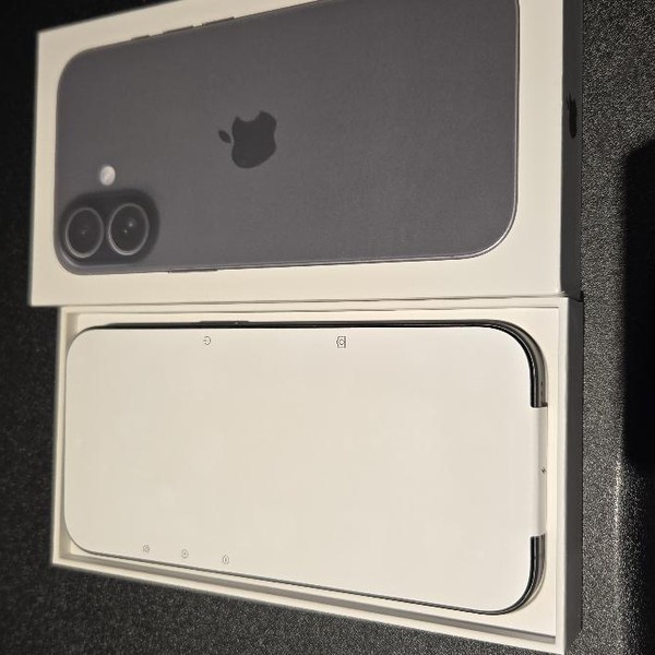 Apple iPhone 17 - Unlocked, 256 GB, Black, A3258