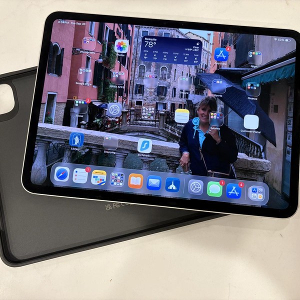 Apple iPad Pro 11 inch (M4) 2024 - Wi-Fi, 256 GB, Silver, 8 GB, A2836, Standard Glass