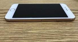 Mint
													Apple iPhone 8 - Unlocked, Gold, 64 GB, A1863, photo 5 of 8