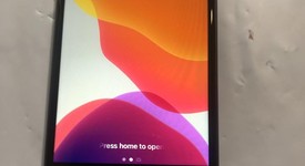 Mint
													Apple iPhone 8 - Unlocked, Gray, 256 GB, A1863, photo 1 of 4