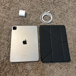 Mint Apple iPad Pro 11 inch 4th Gen 2022 - Unlocked, 256 GB, Gray