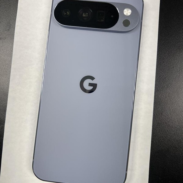 Google Pixel 10 Pro XL - Unlocked, 256 GB, Moonstone, GUL82