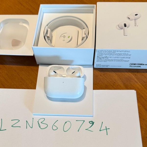 Apple AirPods Pro 2 - USB-C