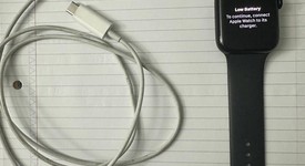 Good
													Apple Watch SE 2nd Gen 44mm - Midnight, A2723 - GPS, Aluminum, photo 1 of 3