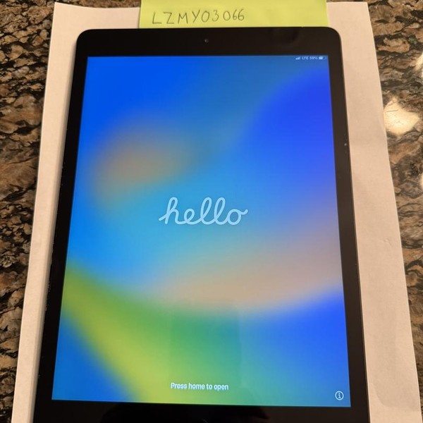 Apple iPad 8th Gen - Unlocked, 32 GB, Gray, A2428