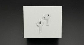 New
													Apple AirPods Pro 3, photo 3 of 6