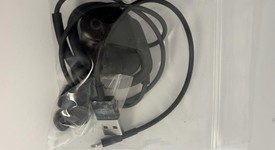Used
													Beats Powerbeats - Black, photo 1 of 3