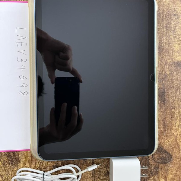 Apple iPad (10th Gen) - Wi-Fi, 256 GB, Blue, A2696