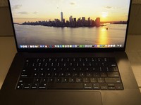 MacBook Pro Late 2023 (M3) - 16"