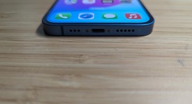 Good
													Apple iPhone 13 - Unlocked, Blue, 128 GB, A2482, photo 3 of 14