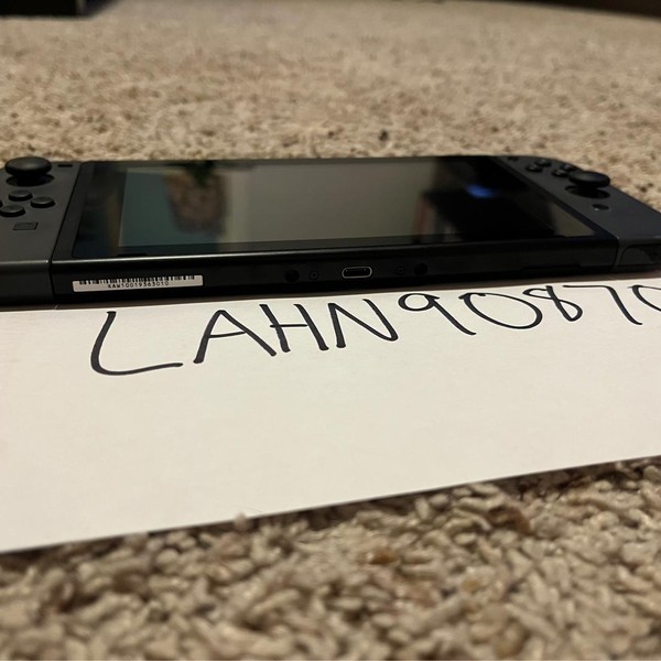 Nintendo Switch - 32 GB, Pink & Green