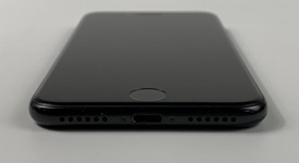 Fair
													Apple iPhone SE 2nd Gen 2020 - Spectrum, Black, 64 GB, A2275, photo 4 of 7